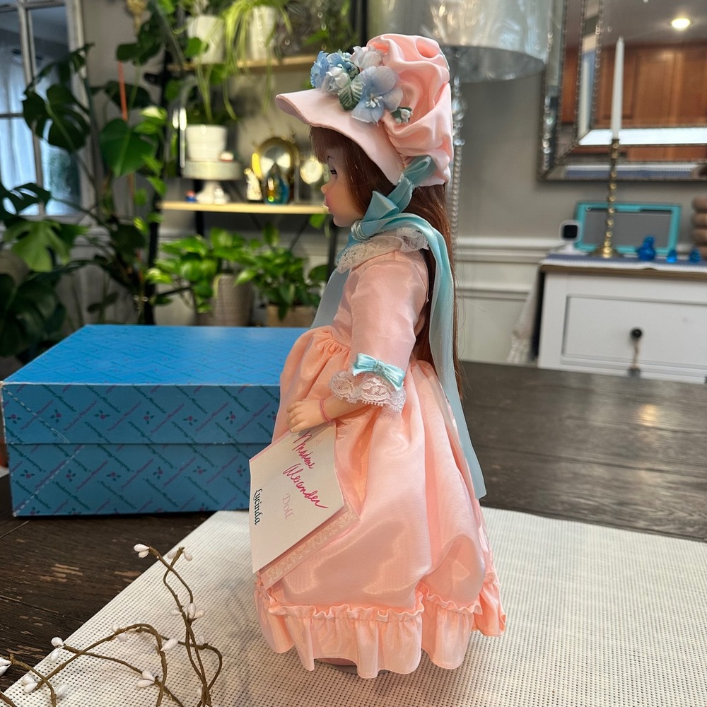 Madame Alexander Lucinda Doll Vintage Original 1980s in box Complete New 14 inch - Picture 4 of 10